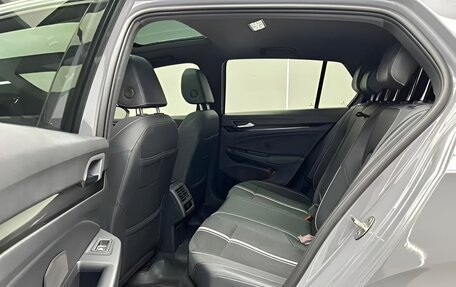 Volkswagen Golf VIII, 2022 год, 1 990 000 рублей, 19 фотография