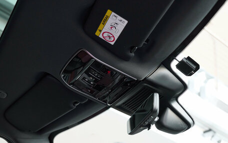 Land Rover Range Rover Sport, 2025 год, 16 800 000 рублей, 22 фотография