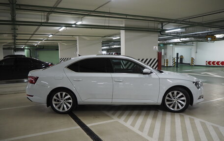 Skoda Superb III рестайлинг, 2015 год, 1 900 000 рублей, 6 фотография