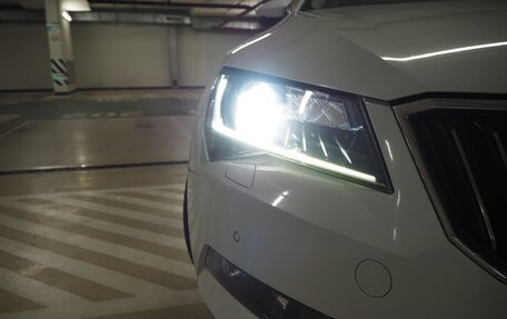 Skoda Superb III рестайлинг, 2015 год, 1 900 000 рублей, 13 фотография