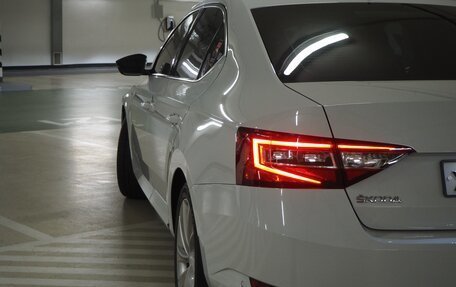 Skoda Superb III рестайлинг, 2015 год, 1 900 000 рублей, 10 фотография