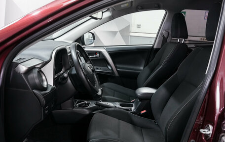 Toyota RAV4, 2019 год, 2 890 000 рублей, 8 фотография