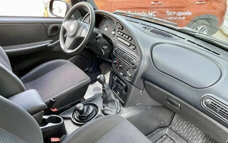 Chevrolet Niva I рестайлинг, 2016 год, 735 000 рублей, 11 фотография