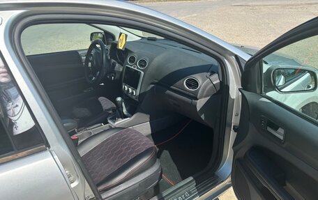 Ford Focus II рестайлинг, 2005 год, 400 000 рублей, 15 фотография
