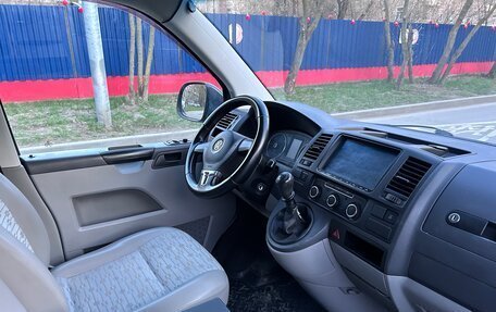 Volkswagen Transporter T5 рестайлинг, 2011 год, 1 360 000 рублей, 12 фотография