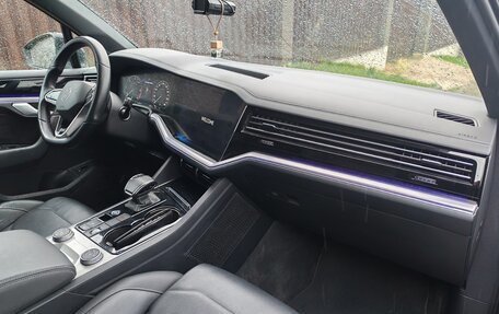 Volkswagen Touareg III, 2021 год, 6 820 000 рублей, 18 фотография