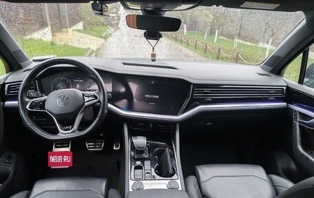 Volkswagen Touareg III, 2021 год, 6 820 000 рублей, 21 фотография