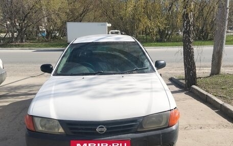 Nissan AD II, 2001 год, 180 000 рублей, 10 фотография