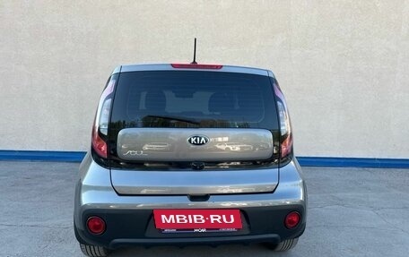 KIA Soul II рестайлинг, 2019 год, 1 700 000 рублей, 4 фотография