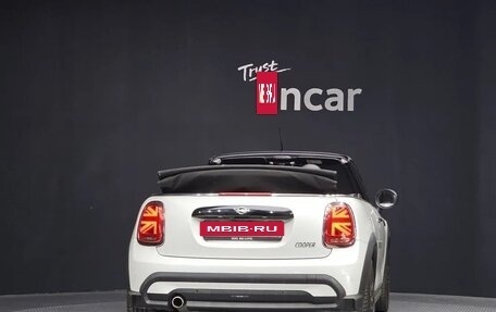 MINI Cabrio, 2023 год, 2 900 750 рублей, 4 фотография