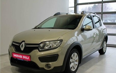 Renault Sandero II рестайлинг, 2017 год, 945 000 рублей, 1 фотография