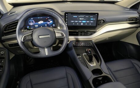 Haval F7x I, 2022 год, 2 300 000 рублей, 15 фотография