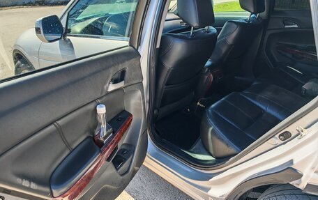 Honda Crosstour I рестайлинг, 2011 год, 1 250 000 рублей, 16 фотография