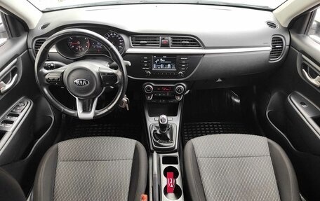 KIA Rio IV, 2017 год, 1 030 000 рублей, 17 фотография