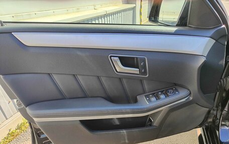 Mercedes-Benz E-Класс, 2012 год, 1 750 000 рублей, 13 фотография