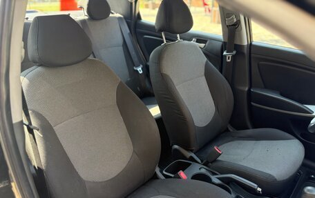 Hyundai Solaris II рестайлинг, 2013 год, 825 000 рублей, 24 фотография