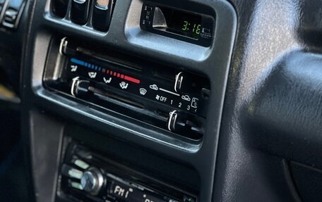 Mazda 323, 1997 год, 130 000 рублей, 11 фотография