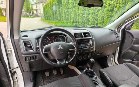 Mitsubishi ASX I рестайлинг, 2013 год, 1 100 000 рублей, 18 фотография