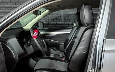 Mitsubishi Outlander III рестайлинг 3, 2012 год, 1 390 000 рублей, 10 фотография