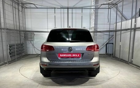 Volkswagen Touareg III, 2015 год, 2 690 000 рублей, 6 фотография