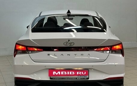 Hyundai Elantra, 2022 год, 2 140 000 рублей, 3 фотография