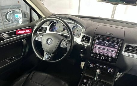 Volkswagen Touareg III, 2015 год, 2 690 000 рублей, 12 фотография