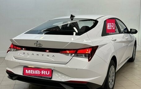 Hyundai Elantra, 2022 год, 2 140 000 рублей, 4 фотография
