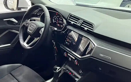 Audi Q3, 2022 год, 1 697 000 рублей, 9 фотография