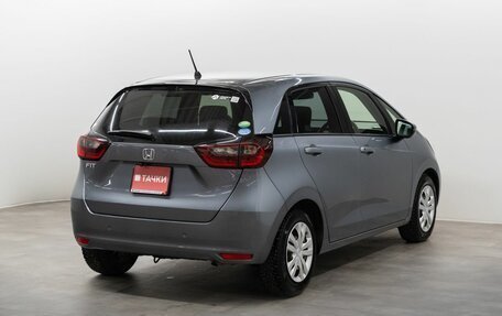 Honda Fit, 2020 год, 1 330 000 рублей, 3 фотография