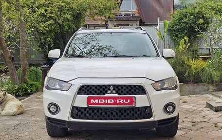 Mitsubishi Outlander III рестайлинг 3, 2010 год, 1 200 000 рублей, 1 фотография
