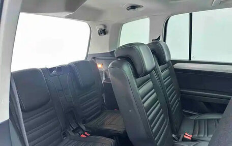 Volkswagen Touran III, 2021 год, 1 377 000 рублей, 15 фотография
