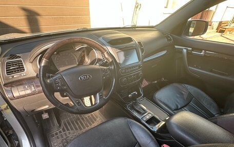 KIA Sorento II рестайлинг, 2013 год, 1 650 000 рублей, 9 фотография