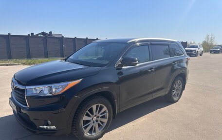Toyota Highlander III, 2014 год, 3 500 000 рублей, 15 фотография