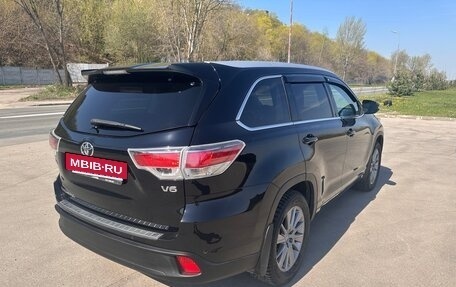 Toyota Highlander III, 2014 год, 3 500 000 рублей, 7 фотография