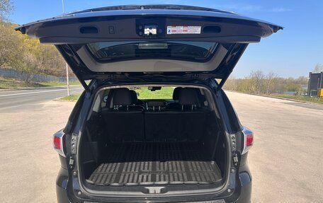 Toyota Highlander III, 2014 год, 3 500 000 рублей, 9 фотография