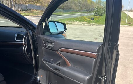Toyota Highlander III, 2014 год, 3 500 000 рублей, 29 фотография