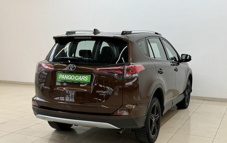 Toyota RAV4, 2017 год, 2 230 000 рублей, 4 фотография