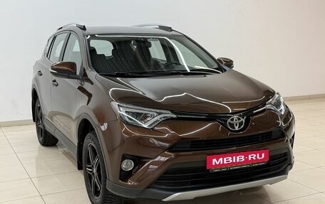 Toyota RAV4, 2017 год, 2 230 000 рублей, 3 фотография