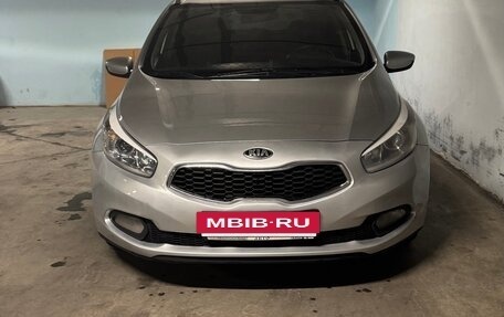 KIA cee'd III, 2015 год, 1 050 000 рублей, 10 фотография