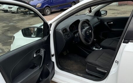 Volkswagen Polo VI (EU Market), 2019 год, 600 000 рублей, 4 фотография