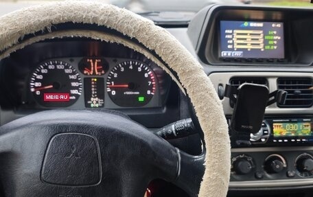 Mitsubishi Pajero iO, 2001 год, 450 000 рублей, 11 фотография