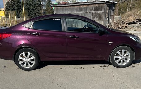 Hyundai Solaris II рестайлинг, 2011 год, 480 000 рублей, 6 фотография