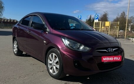 Hyundai Solaris II рестайлинг, 2011 год, 480 000 рублей, 10 фотография