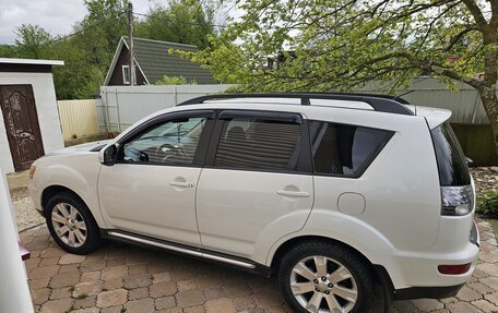 Mitsubishi Outlander III рестайлинг 3, 2010 год, 1 200 000 рублей, 6 фотография