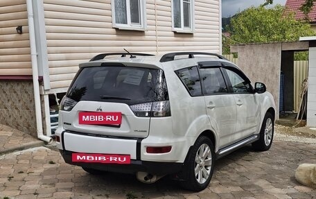 Mitsubishi Outlander III рестайлинг 3, 2010 год, 1 200 000 рублей, 7 фотография