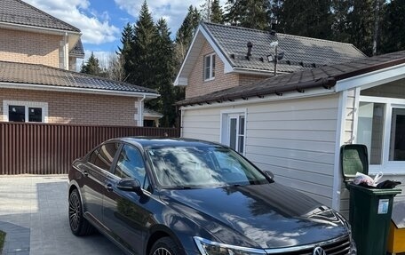 Volkswagen Passat B8 рестайлинг, 2015 год, 1 680 000 рублей, 9 фотография