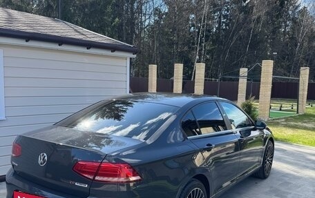 Volkswagen Passat B8 рестайлинг, 2015 год, 1 680 000 рублей, 8 фотография
