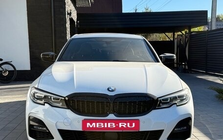 BMW 3 серия, 2021 год, 4 000 000 рублей, 2 фотография