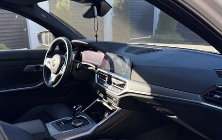 BMW 3 серия, 2021 год, 4 000 000 рублей, 17 фотография