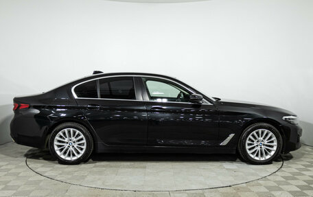 BMW 5 серия, 2020 год, 2 999 700 рублей, 4 фотография